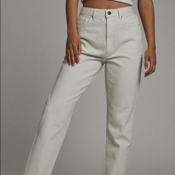 NEW White Cotton-On Original Mom Jeans - Picture 2 of 4